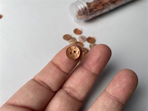 Perlemor knap - i smuk rav, 10 mm